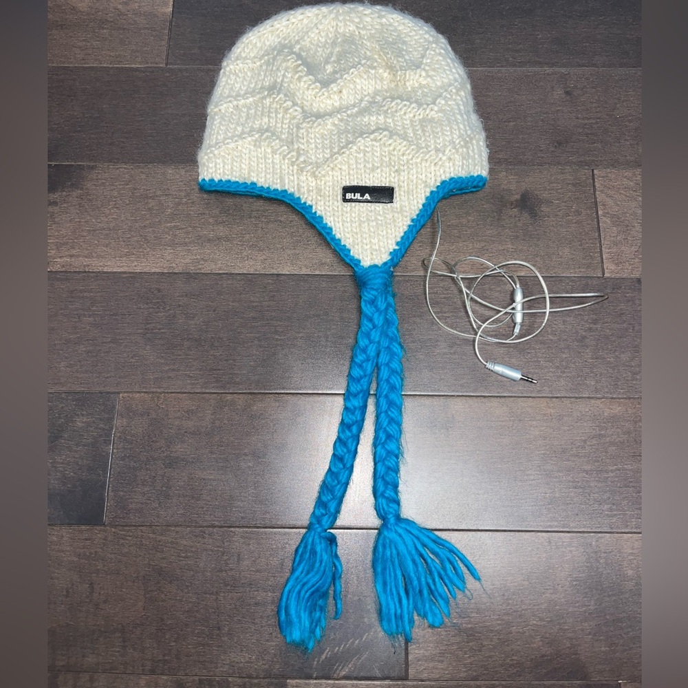 BULA wool blend hat with incorporated head phones.